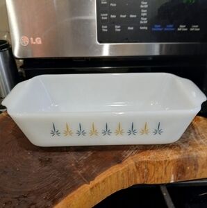 Vintage Anchor Hocking Fire King #441 1qt Loaf Milk Glass Pan (062425A)